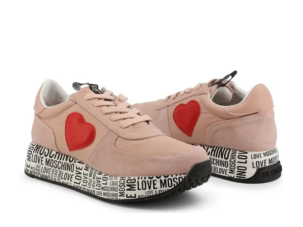 Ponovno na zalihi: LOVE MOSCHINO